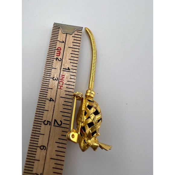 Vintage Gold Mouse Wire Wrapped Red Glass Brooch Pin - Picture 7 of 8